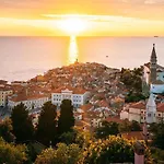 Rex Apartment Piran - Free Parking