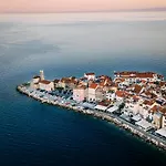 Rex Apartment Piran - Free Parking